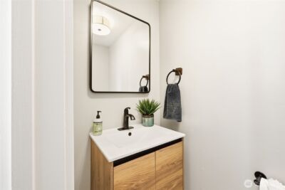 2364 Fairview Avenue E #8, Seattle, WA 98102 - Photo 23