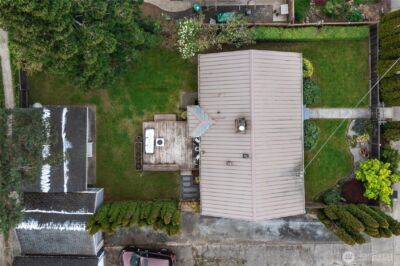 8437 Seward Park Avenue S, Seattle, WA 98118 - Photo 23