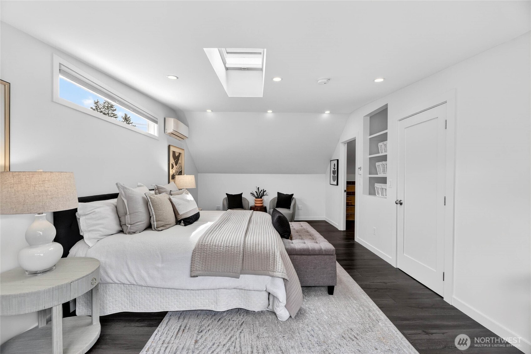 208 NW 43rd Street , Seattle, WA 98107