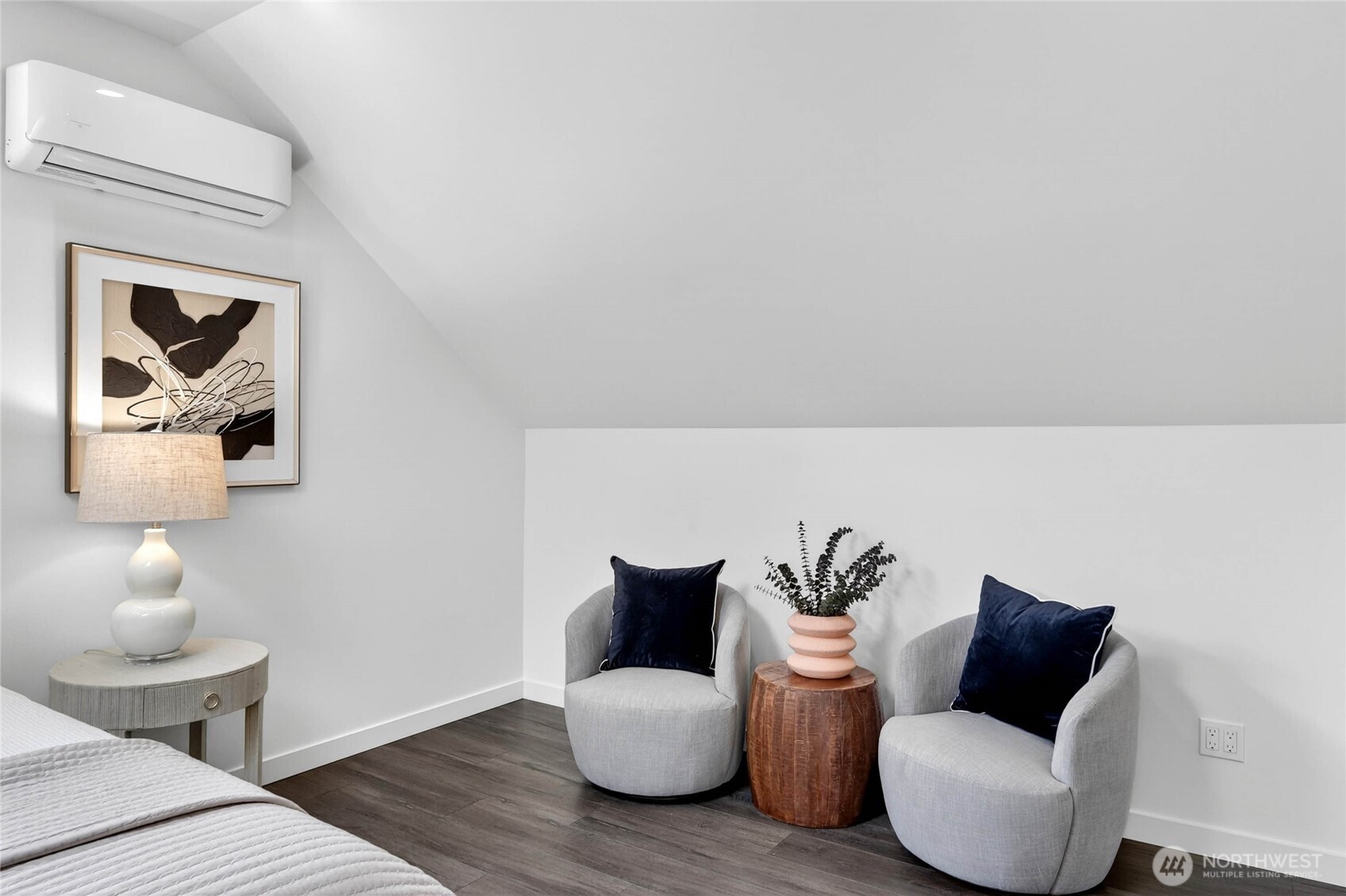 208 NW 43rd Street , Seattle, WA 98107