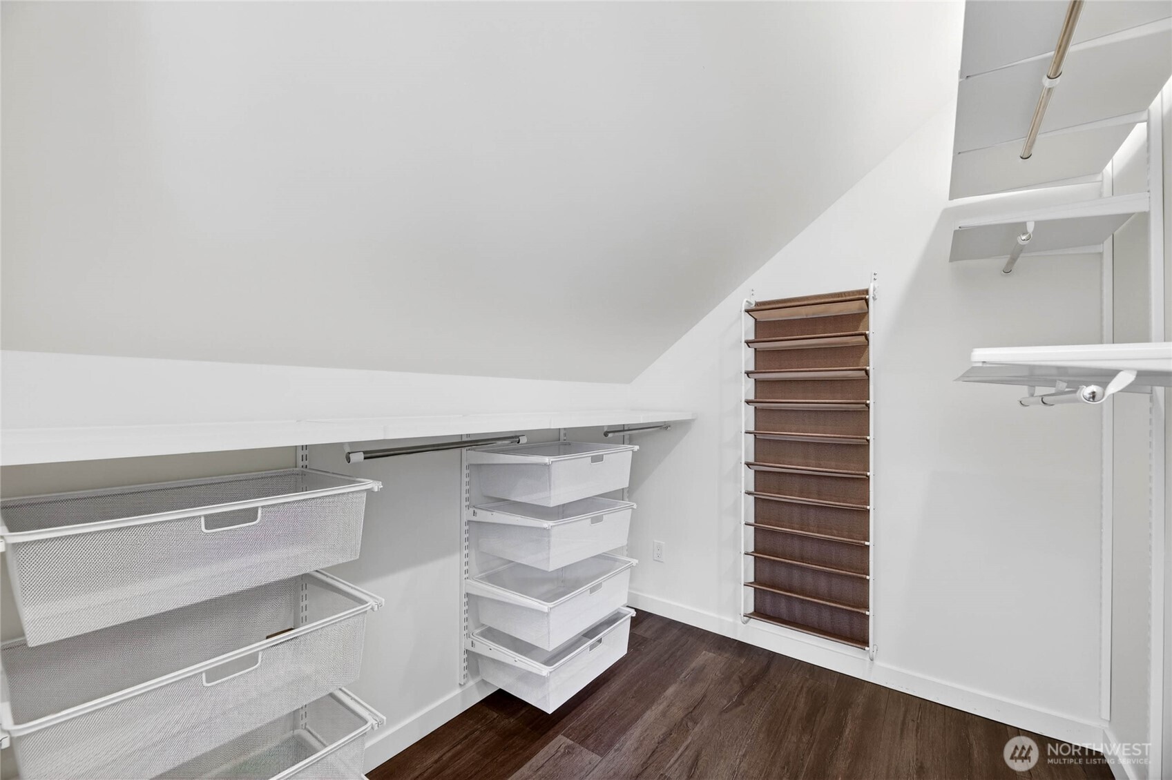 208 NW 43rd Street , Seattle, WA 98107