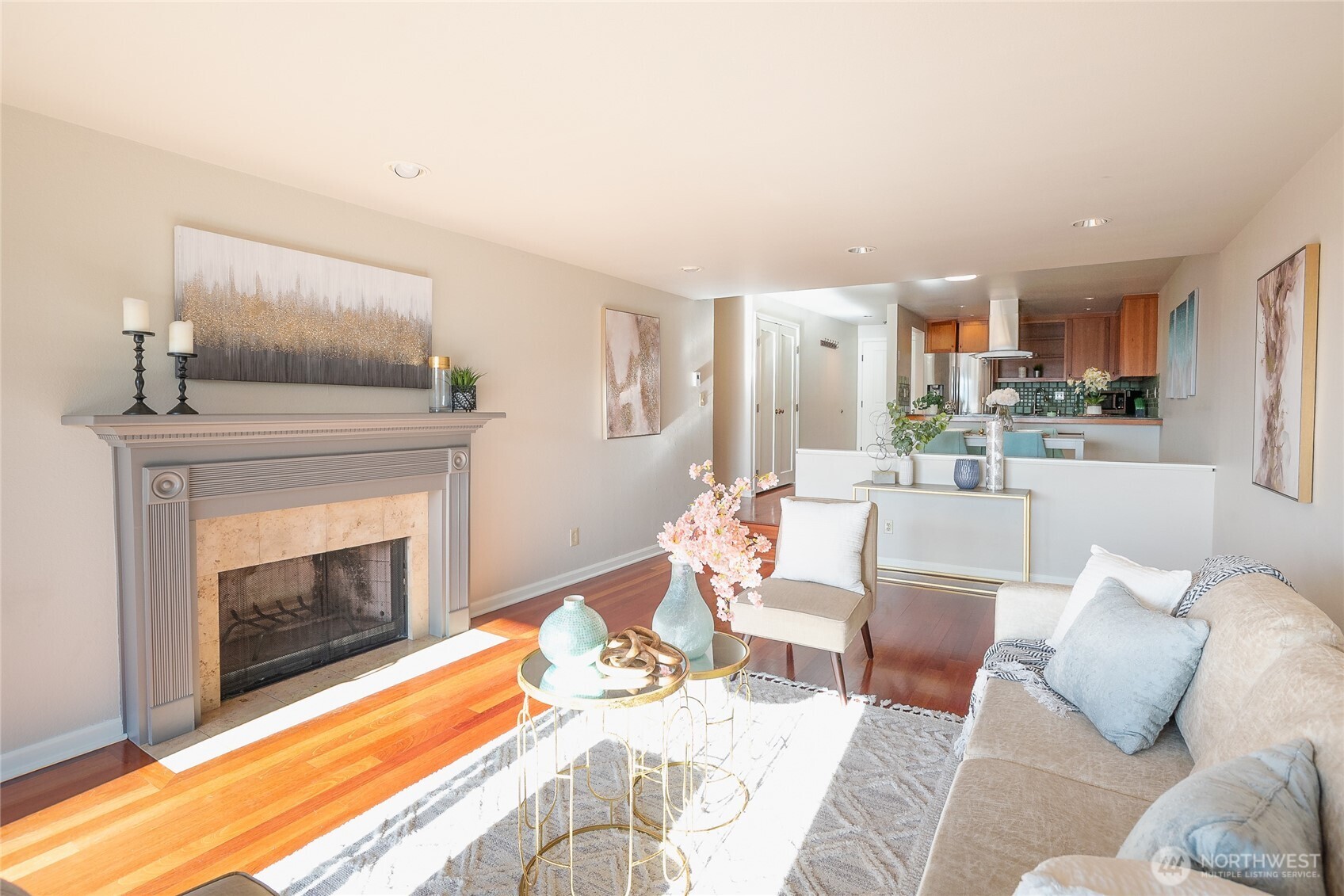 2253 Gilman Drive W #406, Seattle, WA 98119