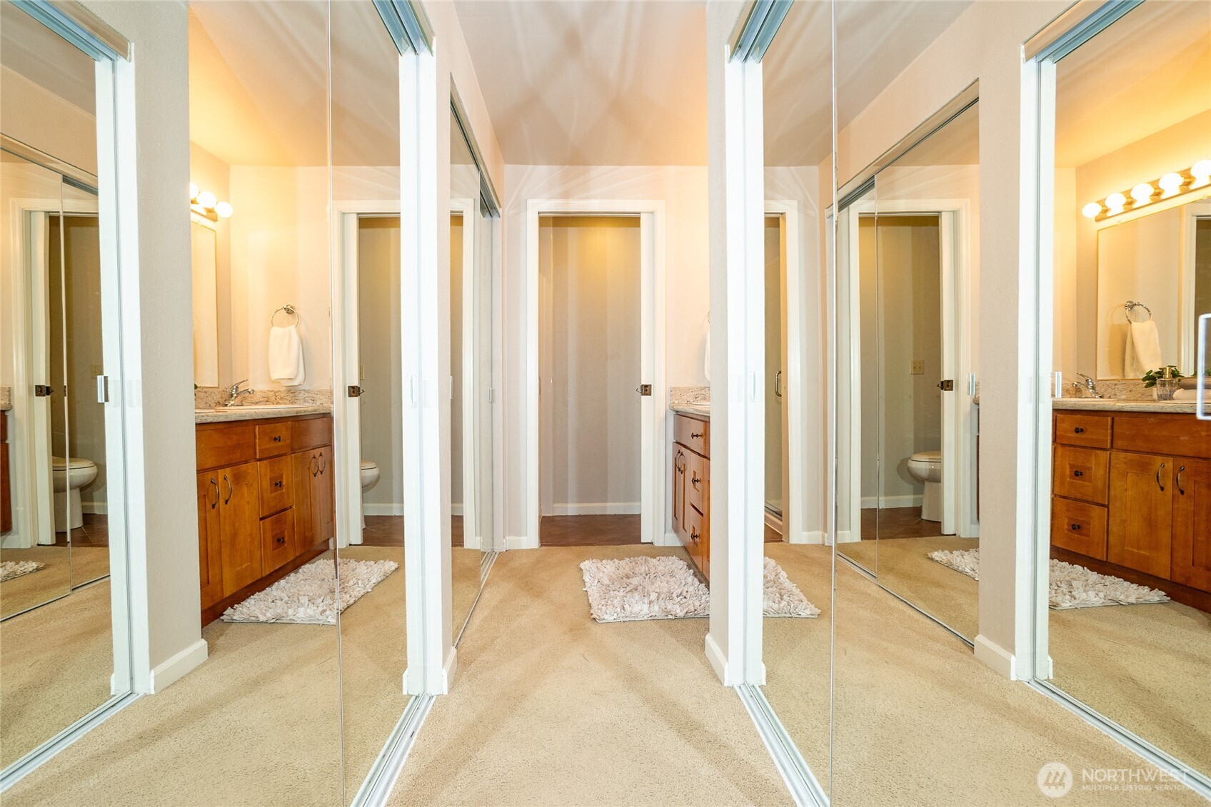 2253 Gilman Drive W #406, Seattle, WA 98119