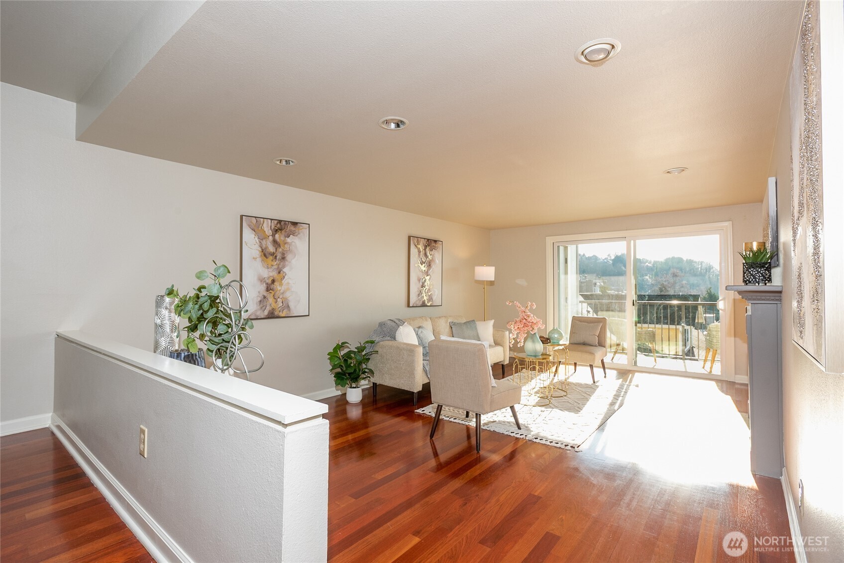 2253 Gilman Drive W #406, Seattle, WA 98119