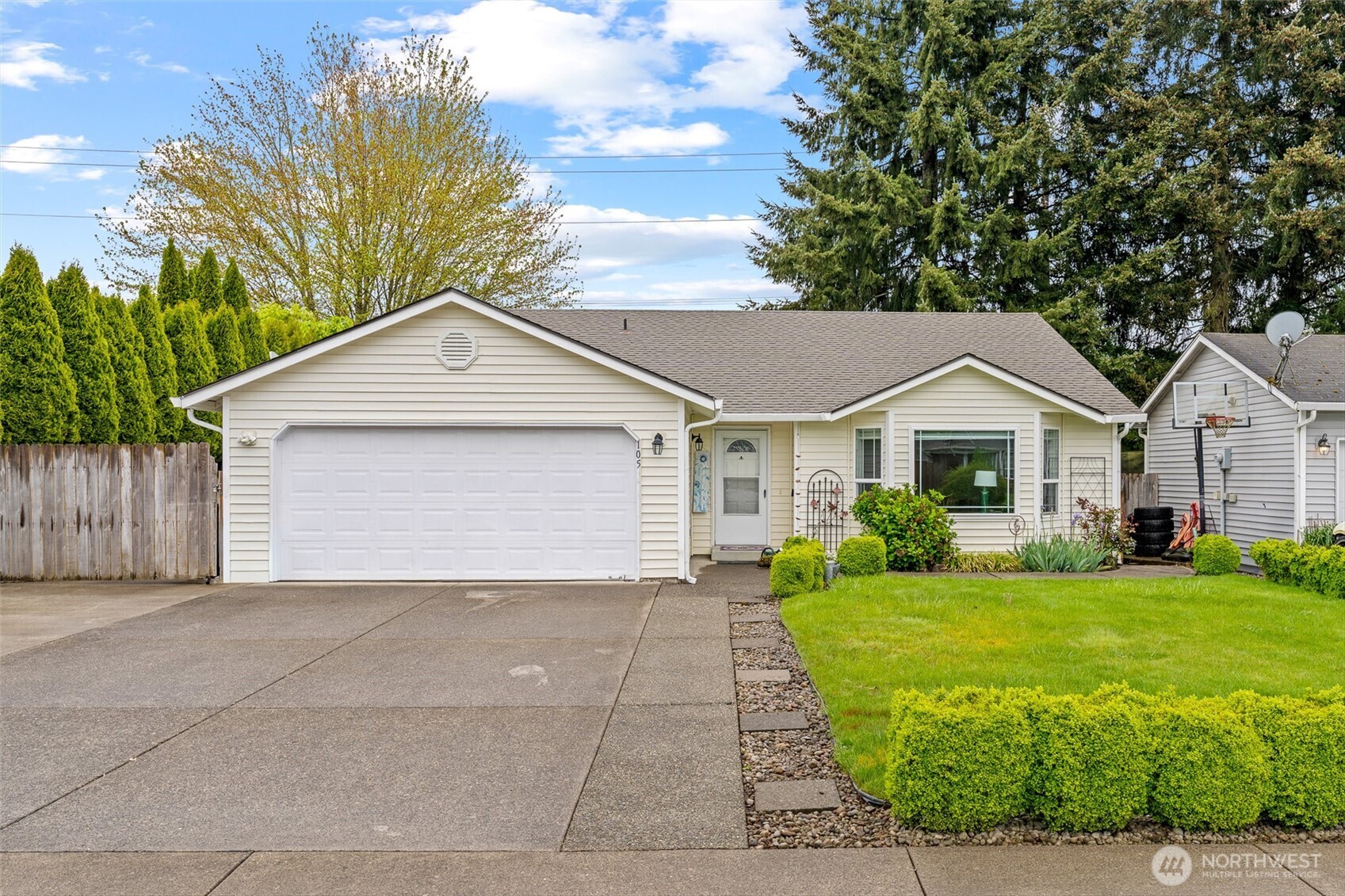 105 Wilshire Way , Kelso, WA 98626