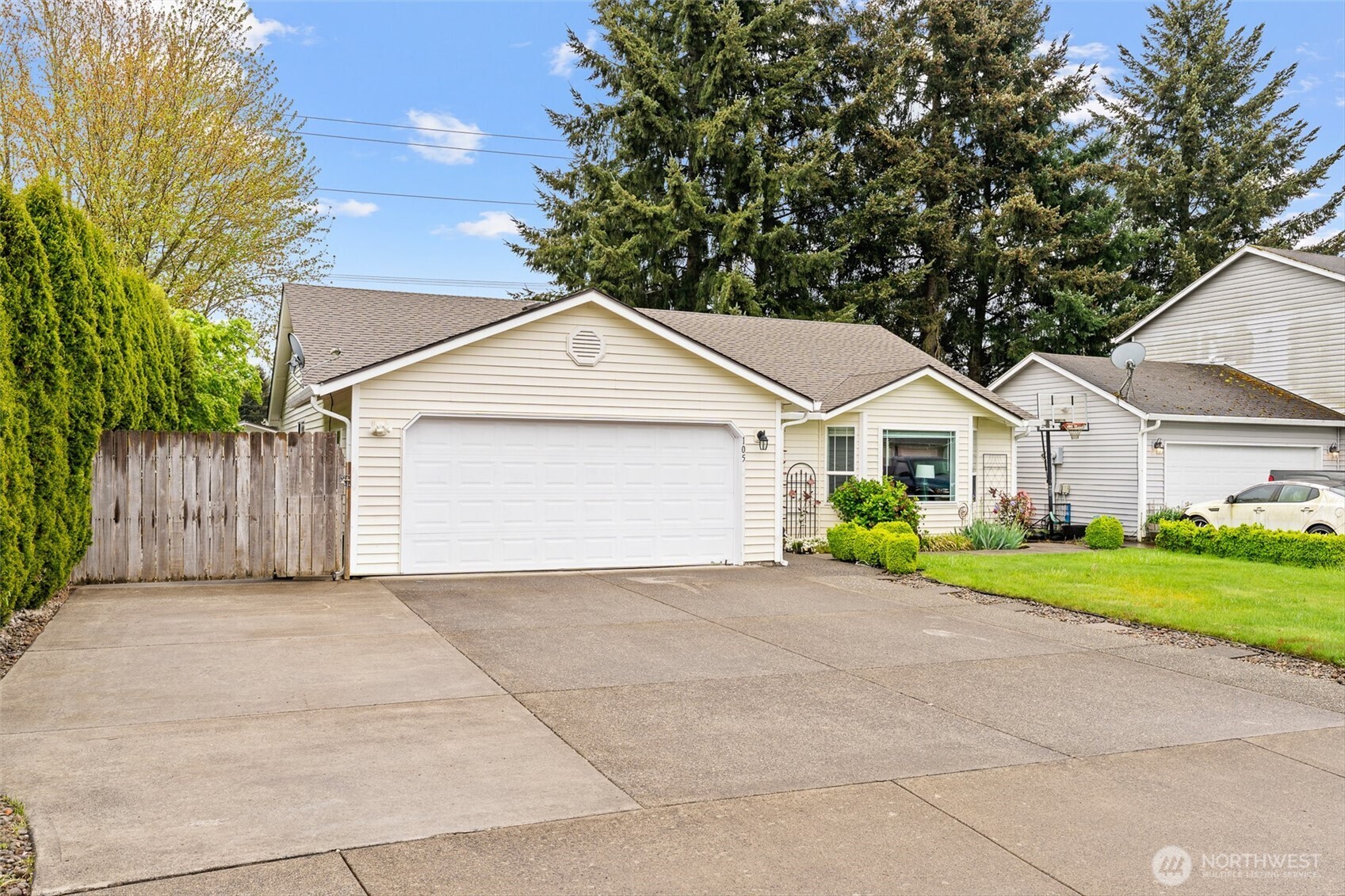105 Wilshire Way , Kelso, WA 98626