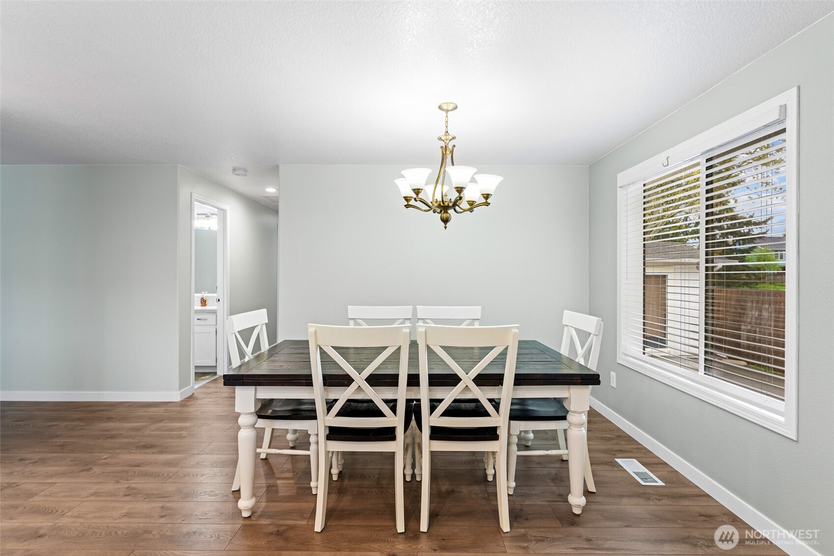 105 Wilshire Way , Kelso, WA 98626