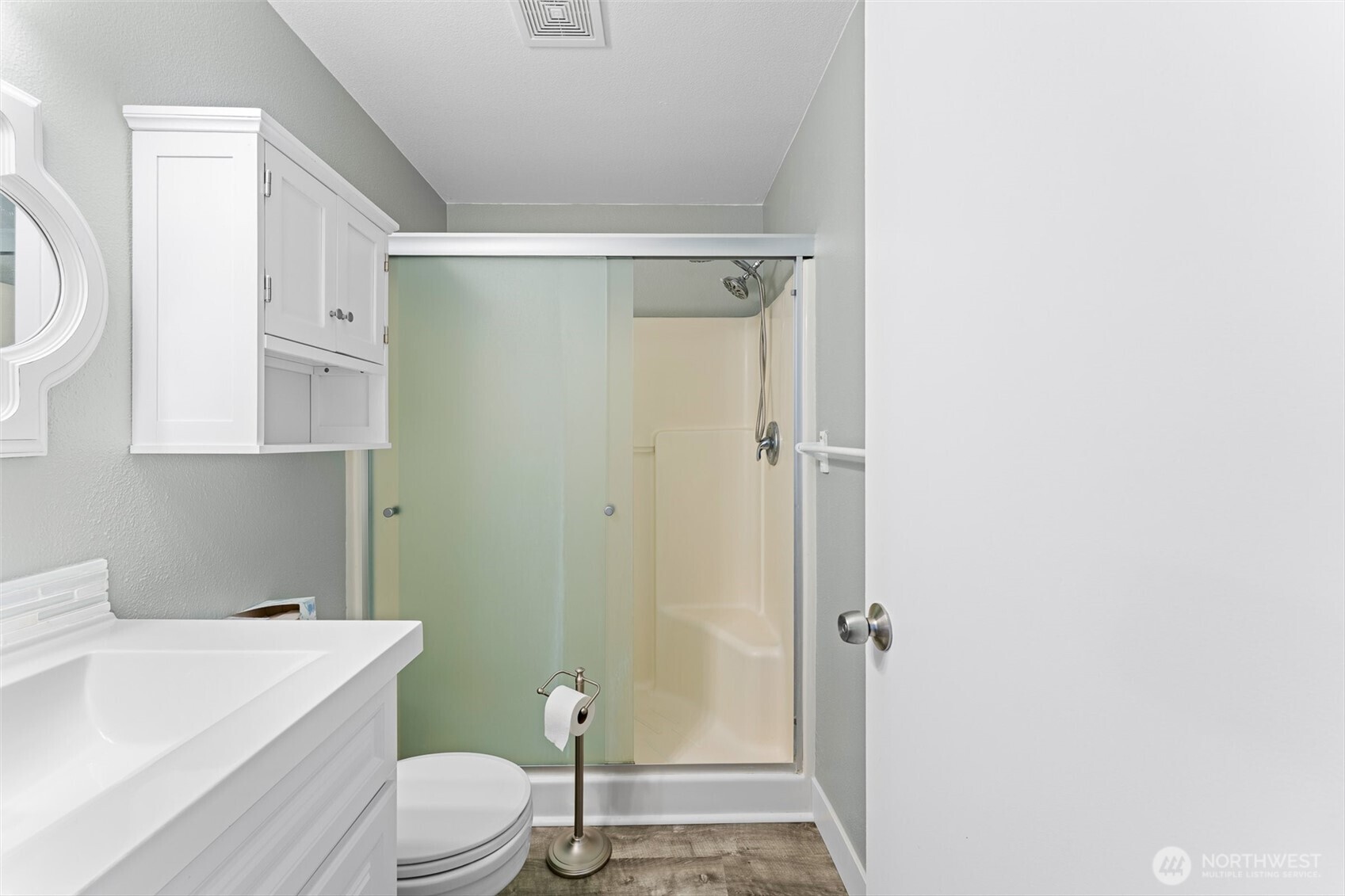 105 Wilshire Way , Kelso, WA 98626