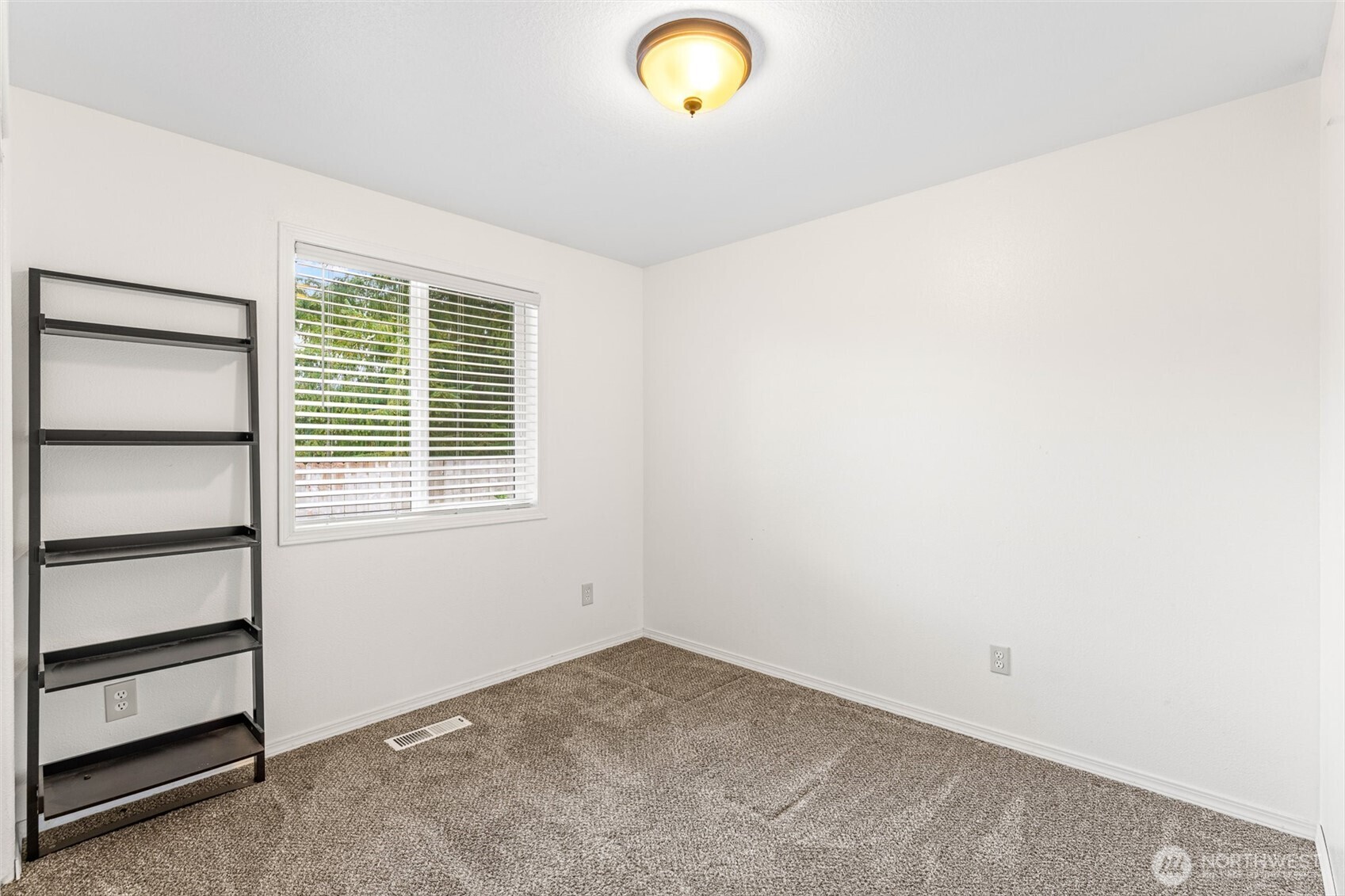 105 Wilshire Way , Kelso, WA 98626