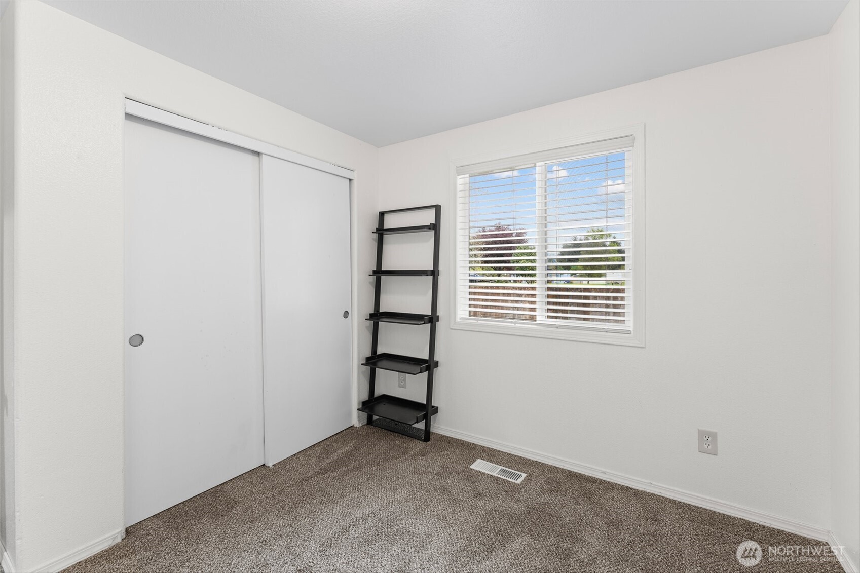 105 Wilshire Way , Kelso, WA 98626