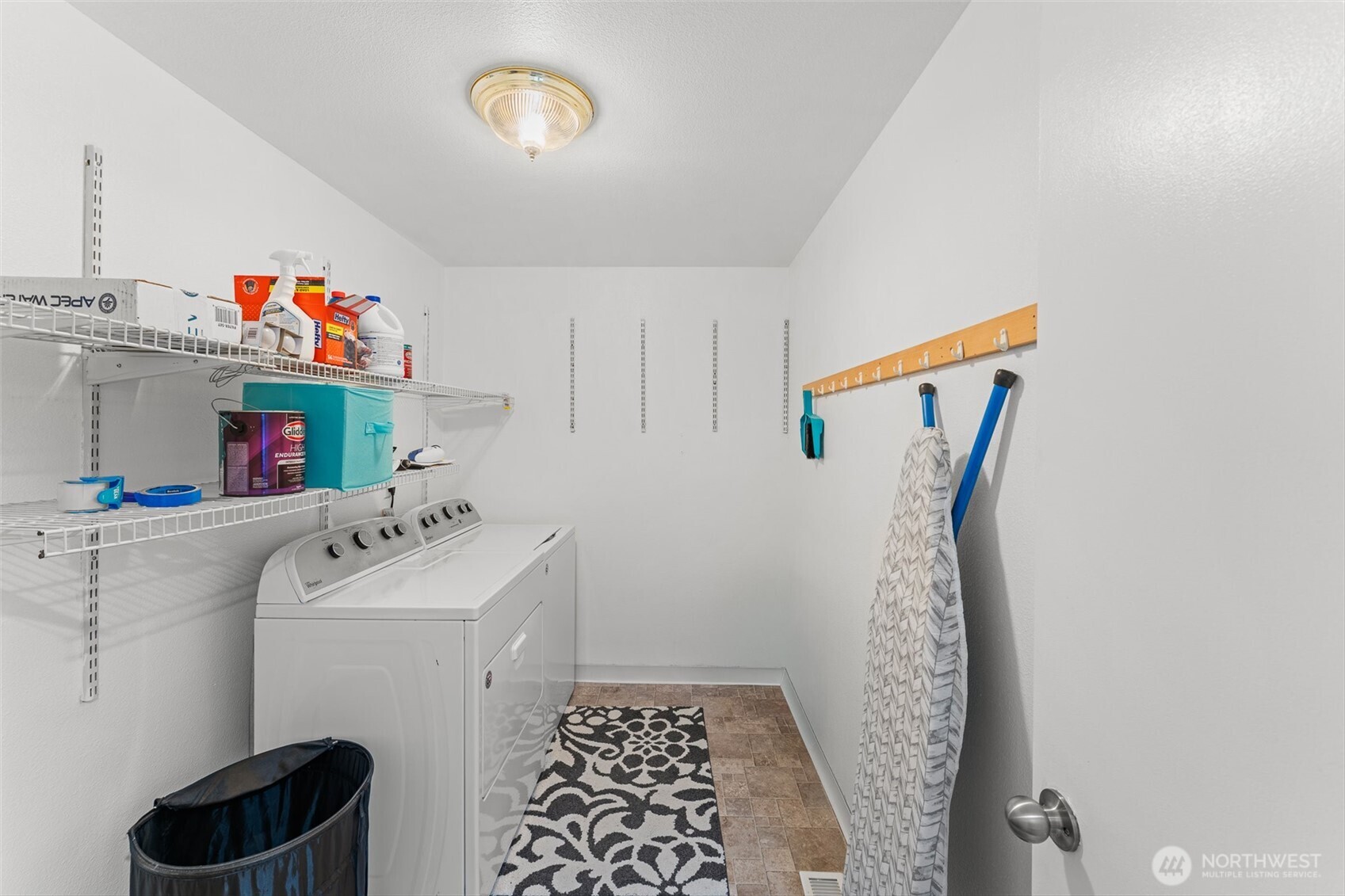 105 Wilshire Way , Kelso, WA 98626