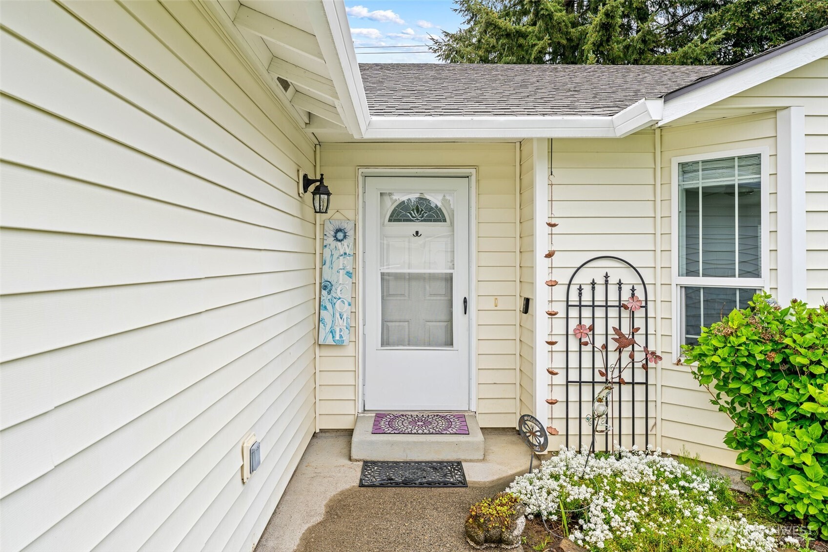 105 Wilshire Way , Kelso, WA 98626