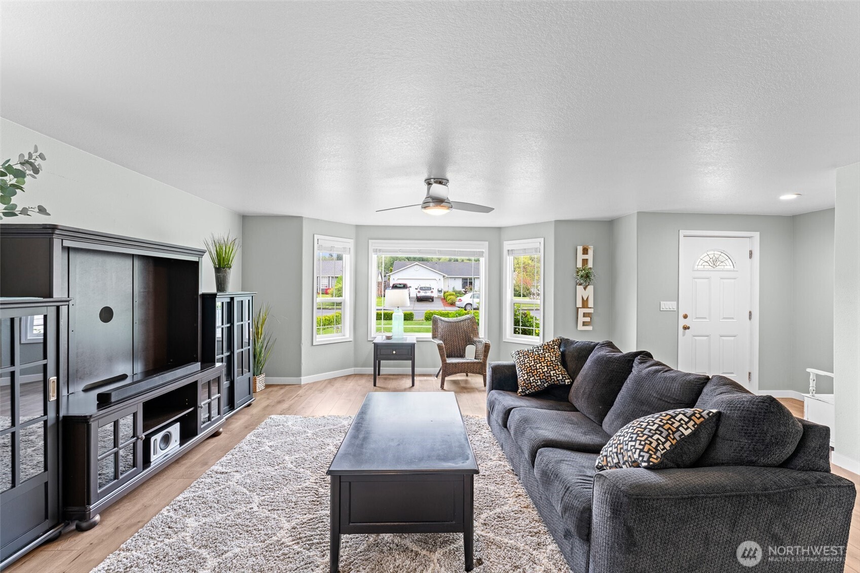 105 Wilshire Way , Kelso, WA 98626