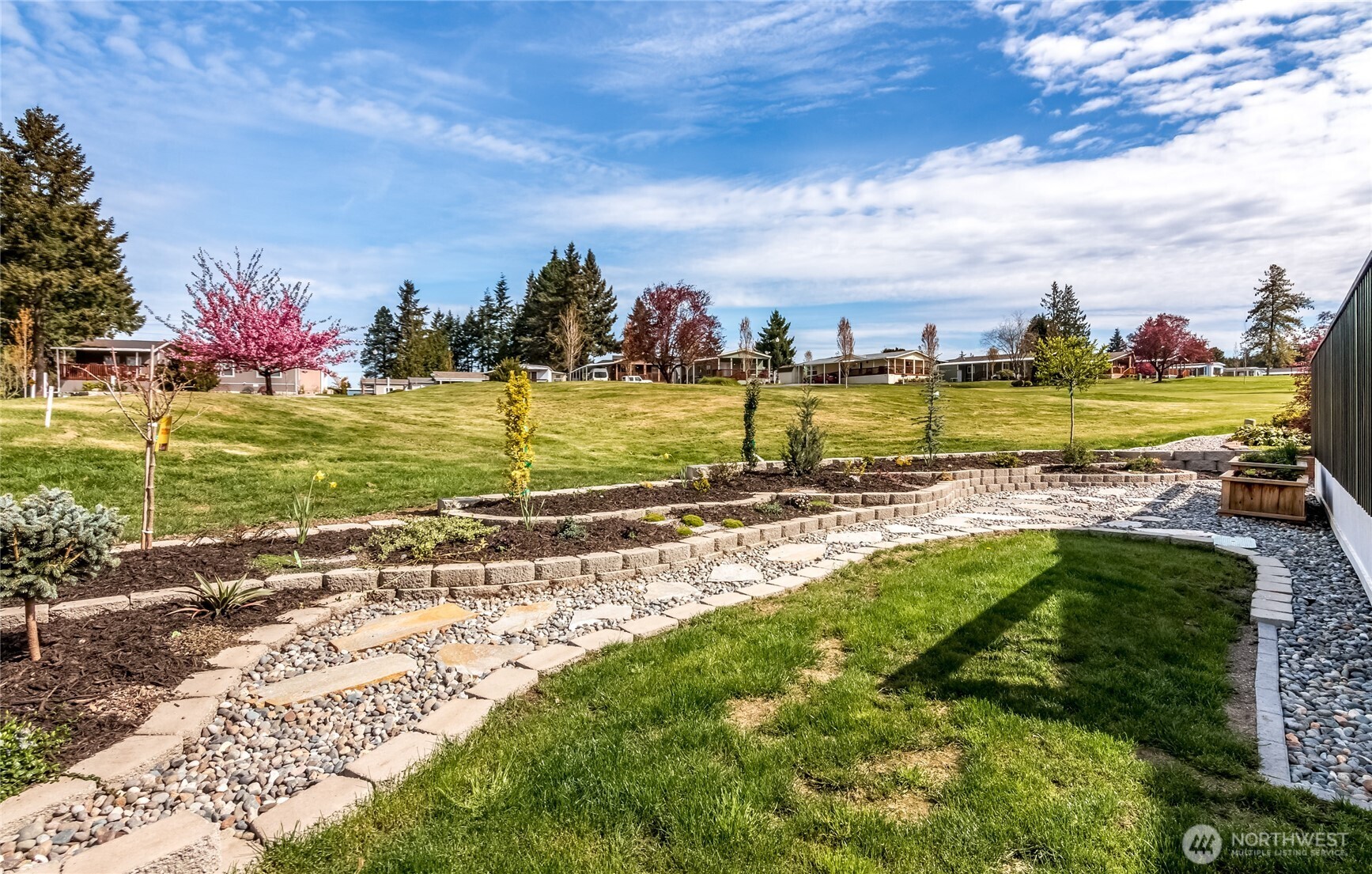 2101 S 324th Street #62, Federal Way, WA 98003