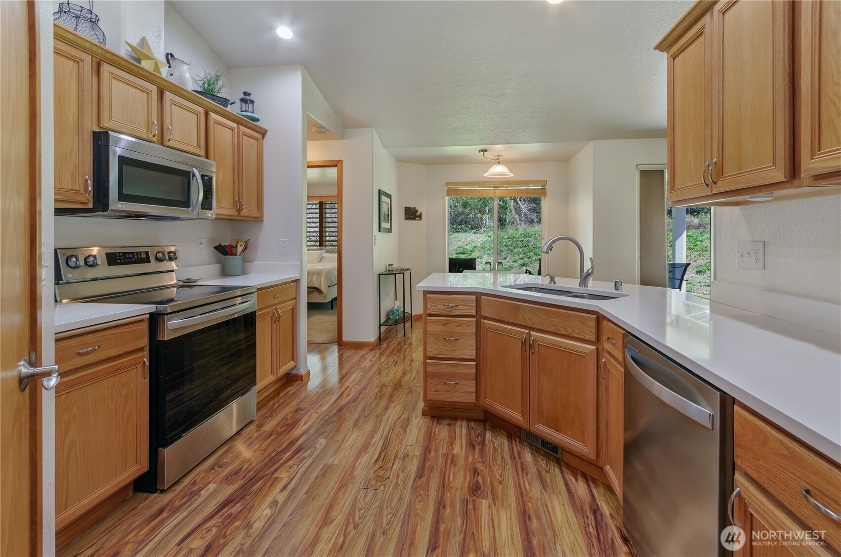 1925 Beaver Creek Drive SW, Olympia, WA 98512
