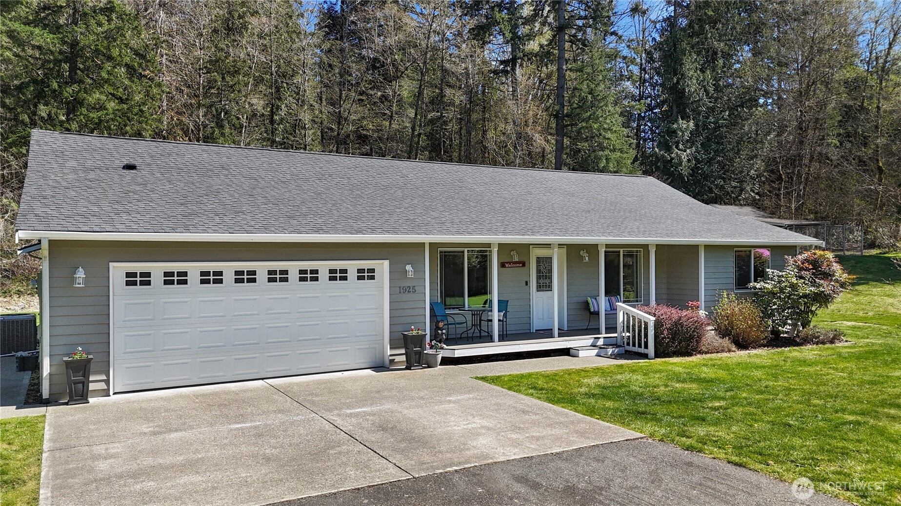 1925 Beaver Creek Drive SW, Olympia, WA 98512