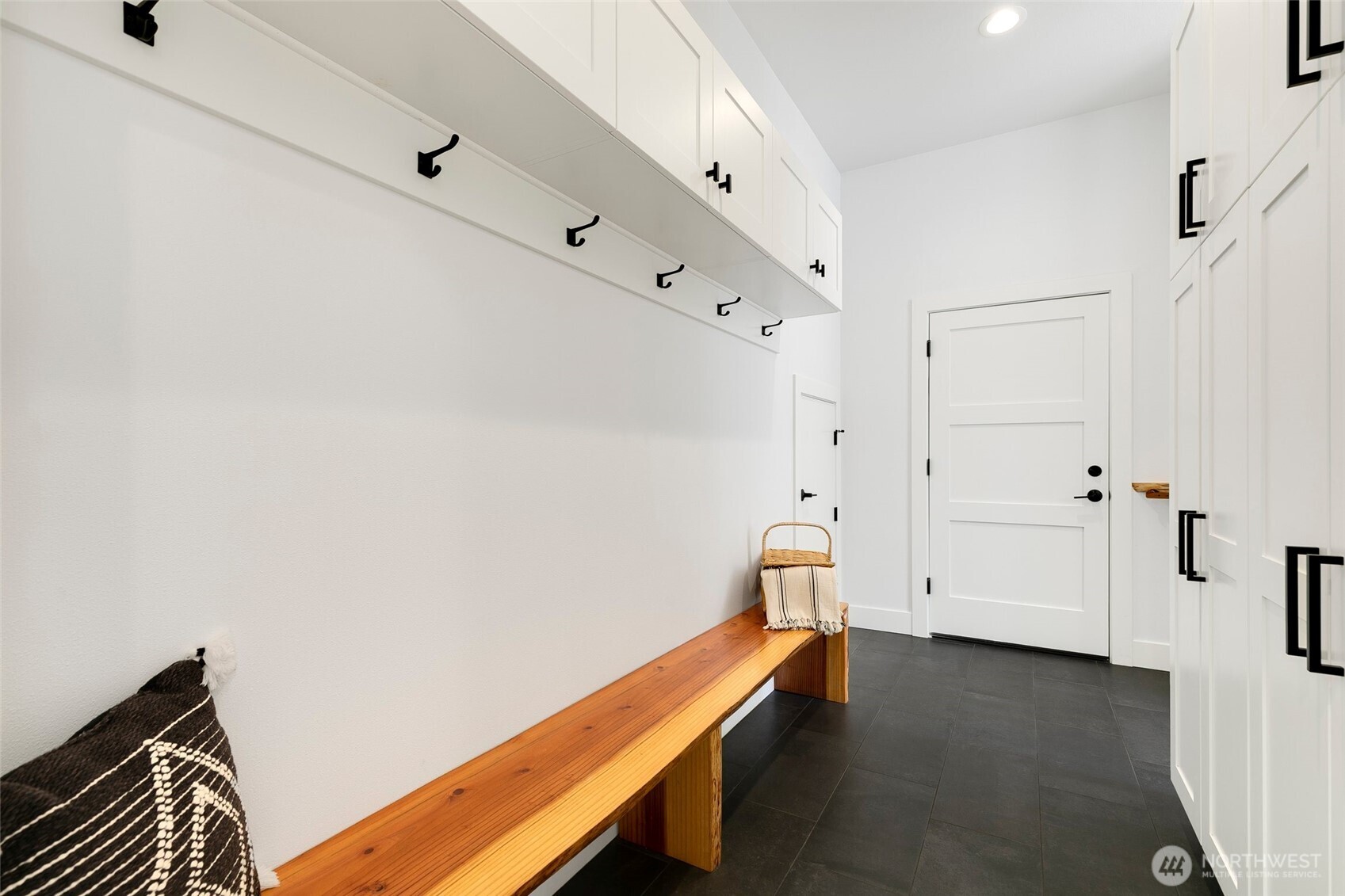 26237 SE Old Black Nugget Road , Issaquah, WA 98029