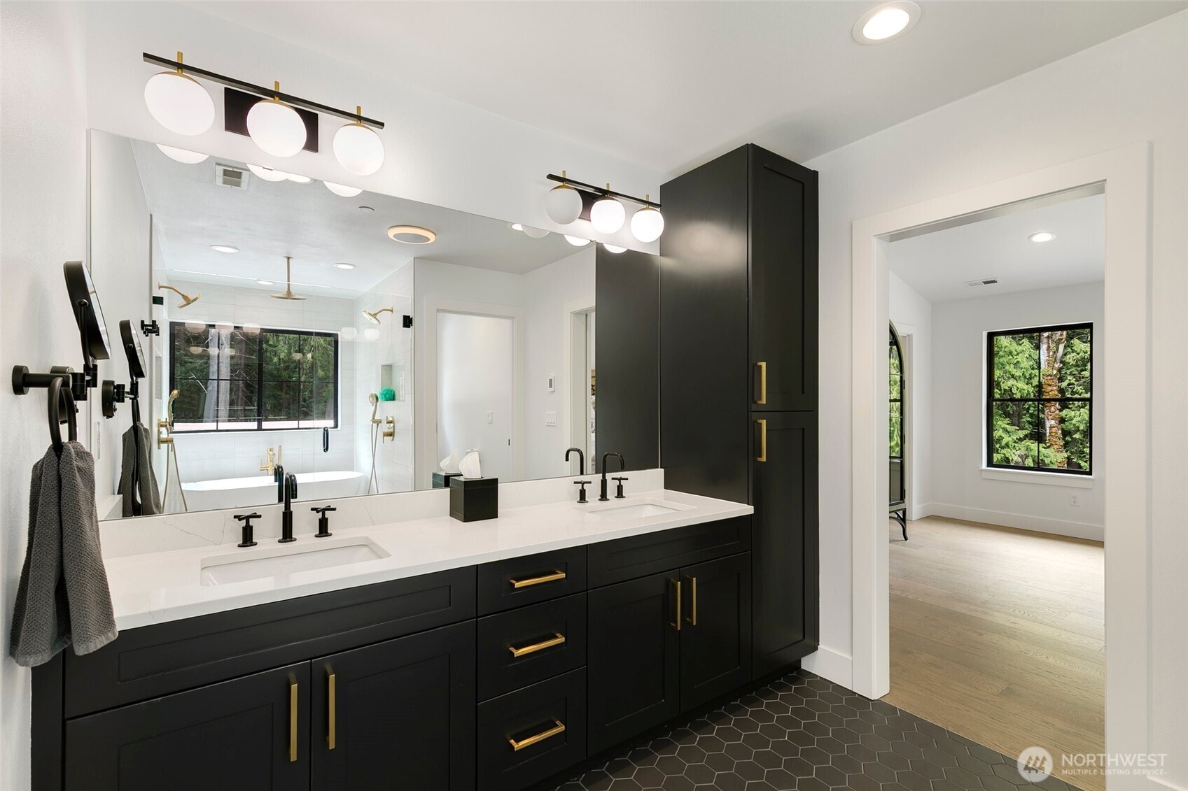 26237 SE Old Black Nugget Road , Issaquah, WA 98029