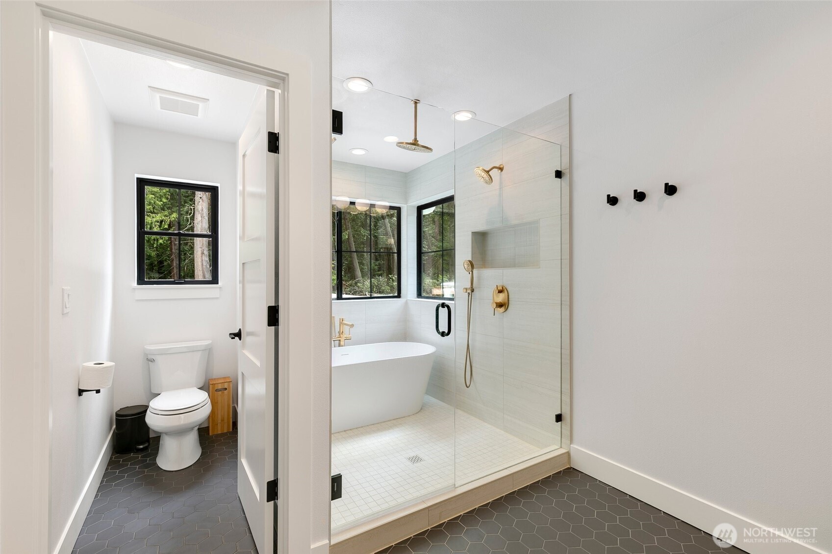 26237 SE Old Black Nugget Road , Issaquah, WA 98029