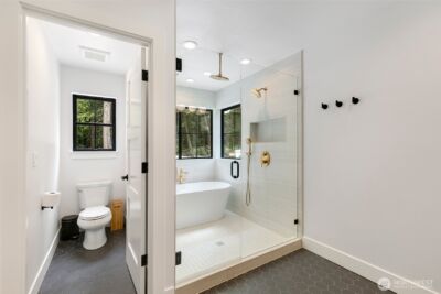 26237 SE Old Black Nugget Road , Issaquah, WA 98029 - Photo 24