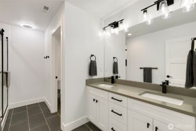 26237 SE Old Black Nugget Road , Issaquah, WA 98029 - Photo 27