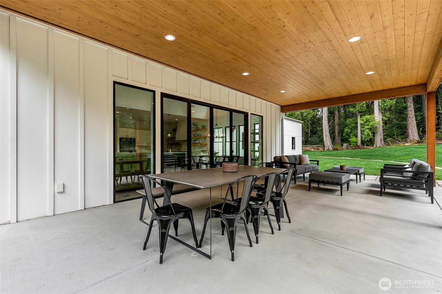 26237 SE Old Black Nugget Road , Issaquah, WA 98029