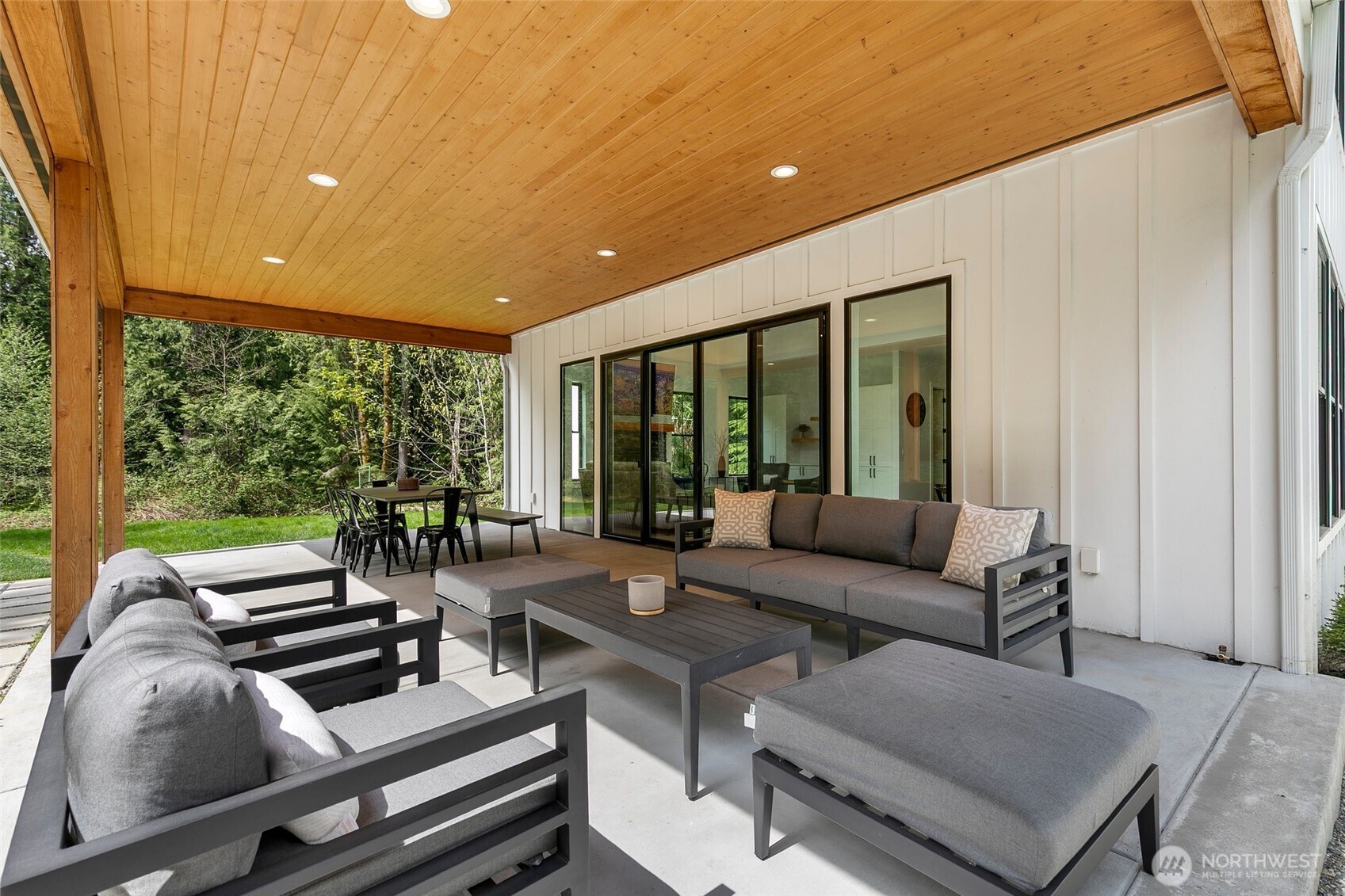 26237 SE Old Black Nugget Road , Issaquah, WA 98029