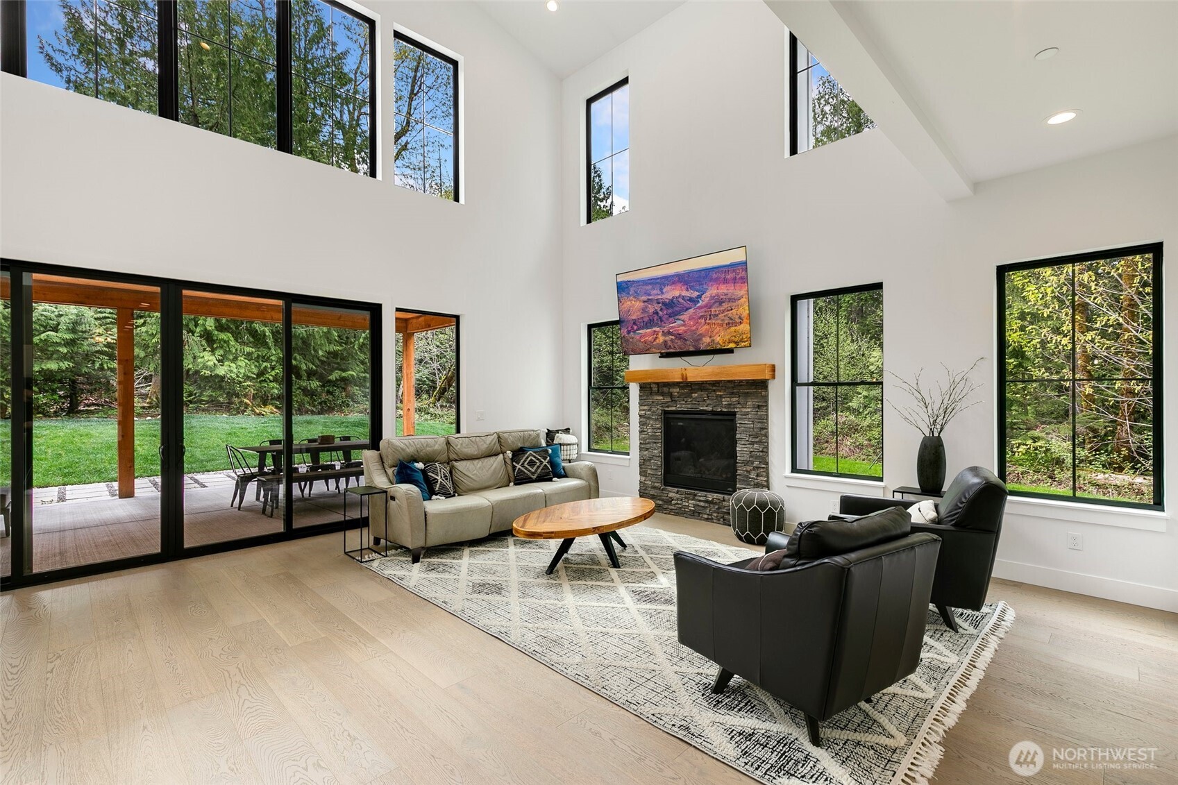 26237 SE Old Black Nugget Road , Issaquah, WA 98029