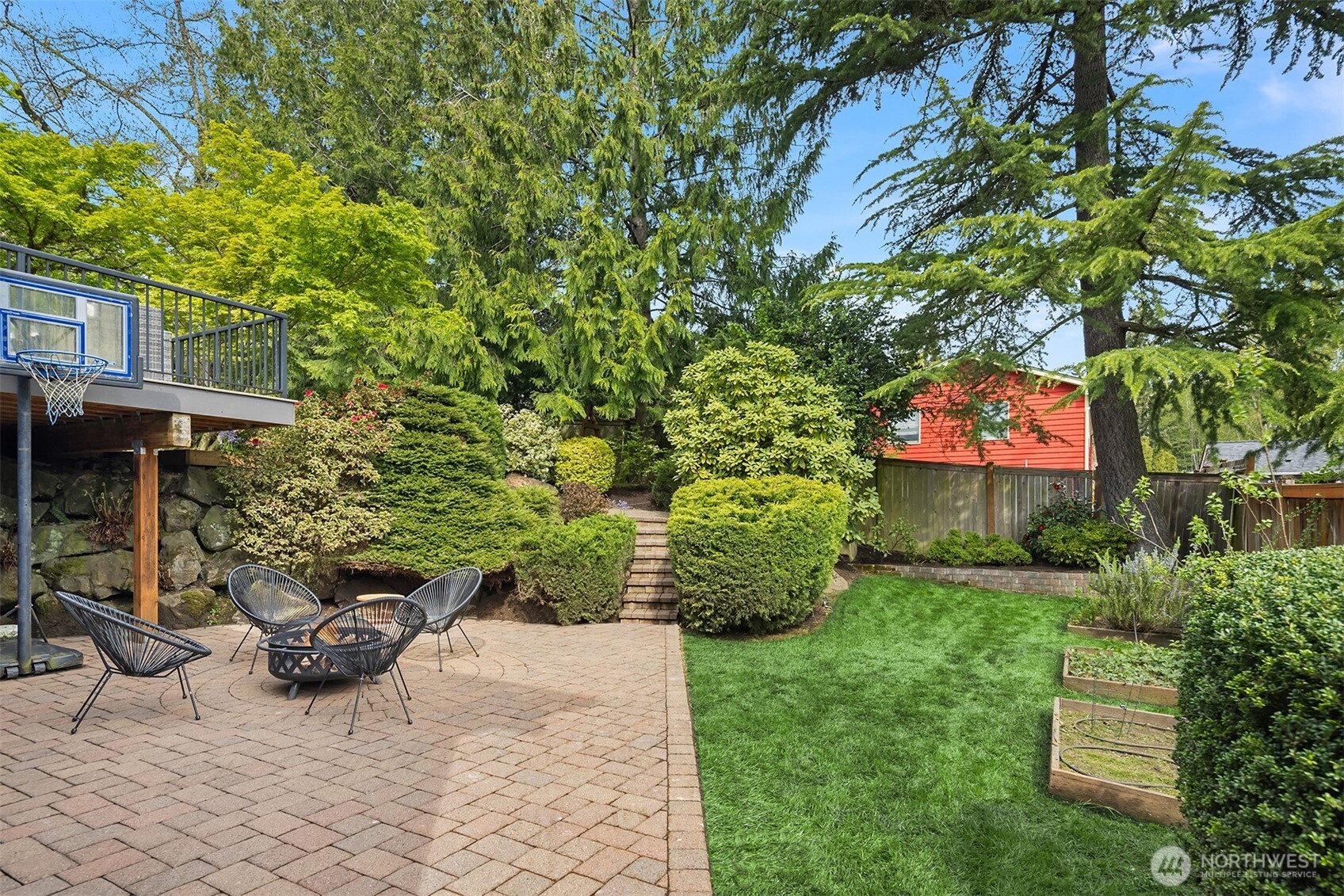 17420 NE 11th Street , Bellevue, WA 98008