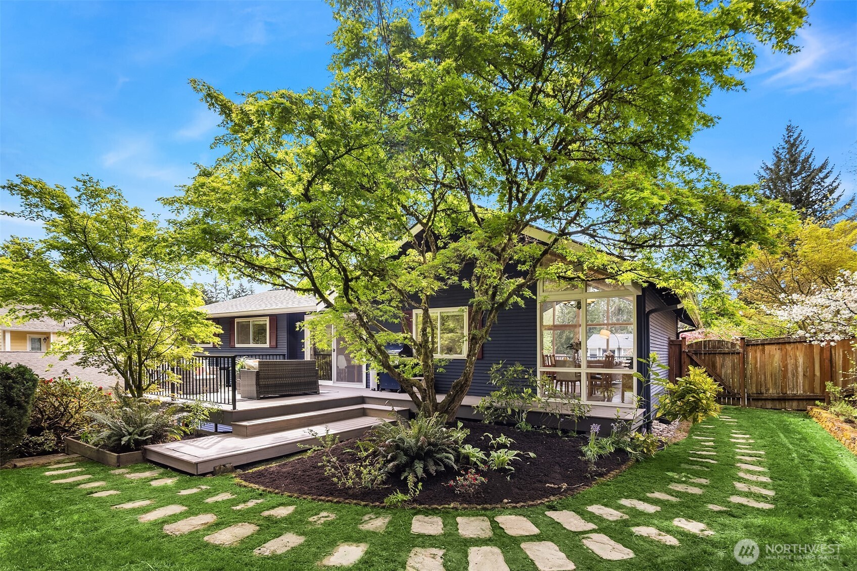 17420 NE 11th Street , Bellevue, WA 98008