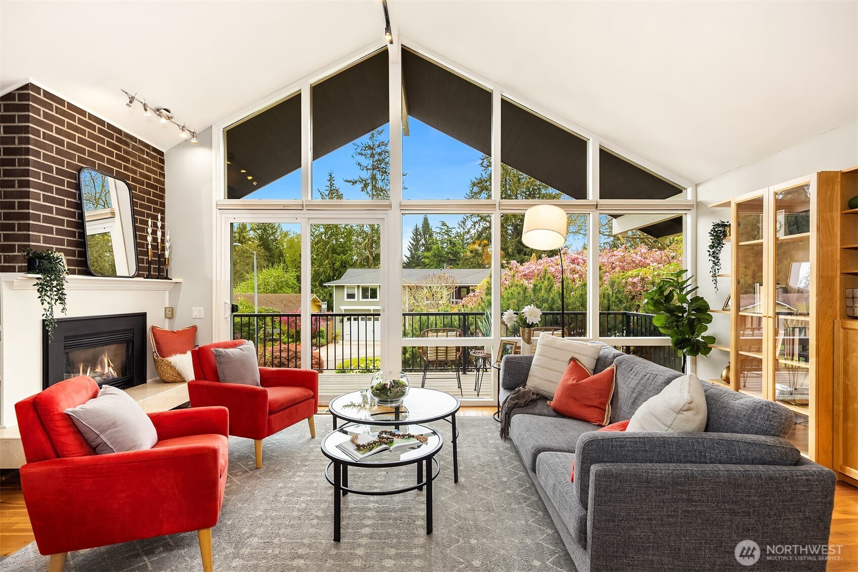 17420 NE 11th Street , Bellevue, WA 98008