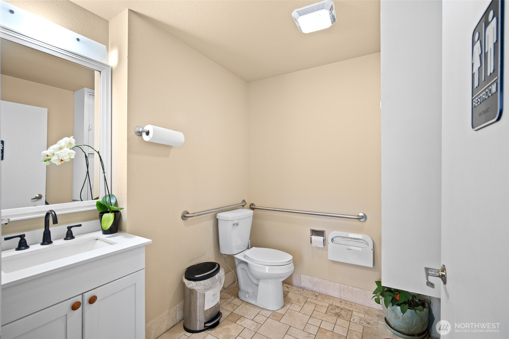 1337 Lincoln Street #Ste 1, Bellingham, WA 98229