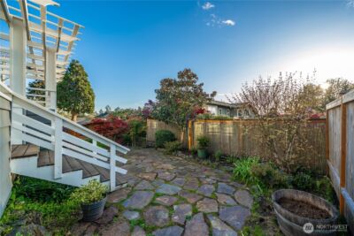 26445 Marine View Drive S, Des Moines, WA 98198 - Photo 12
