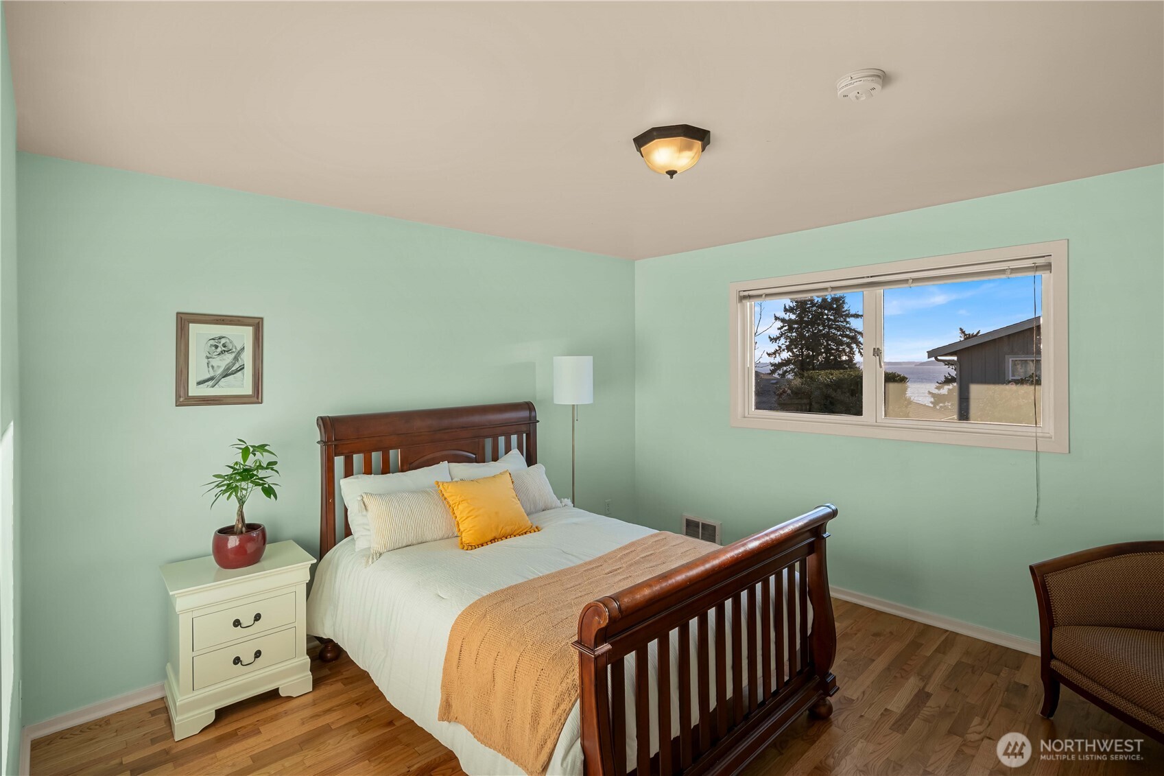 26445 Marine View Drive S, Des Moines, WA 98198