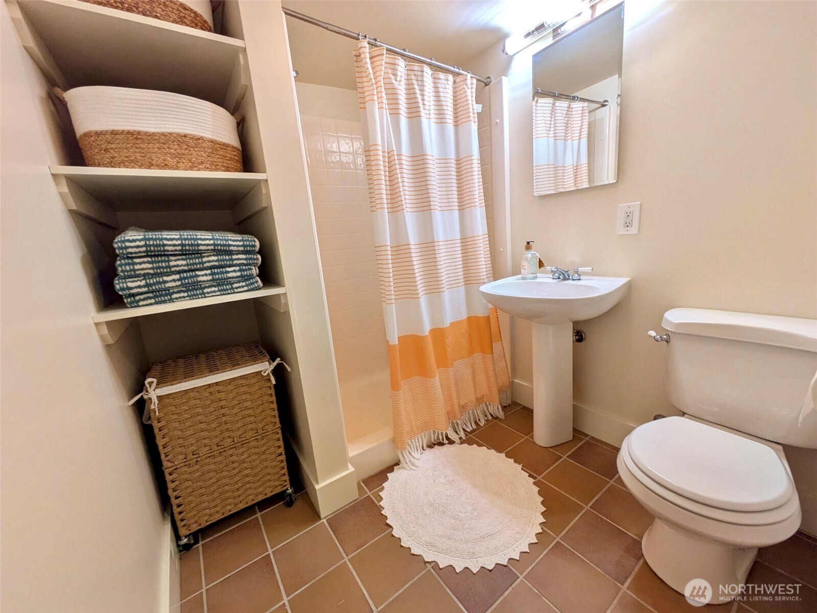 26445 Marine View Drive S, Des Moines, WA 98198