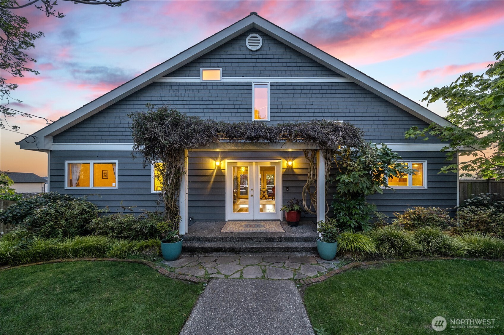 26445 Marine View Drive S, Des Moines, WA 98198