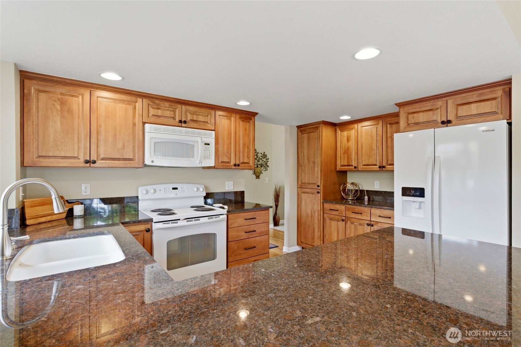 6713 113th Place SE, Bellevue, WA 98006