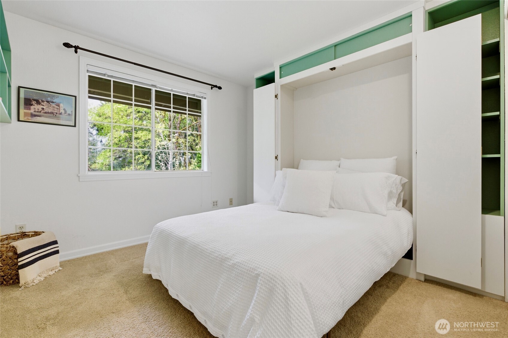 6713 113th Place SE, Bellevue, WA 98006