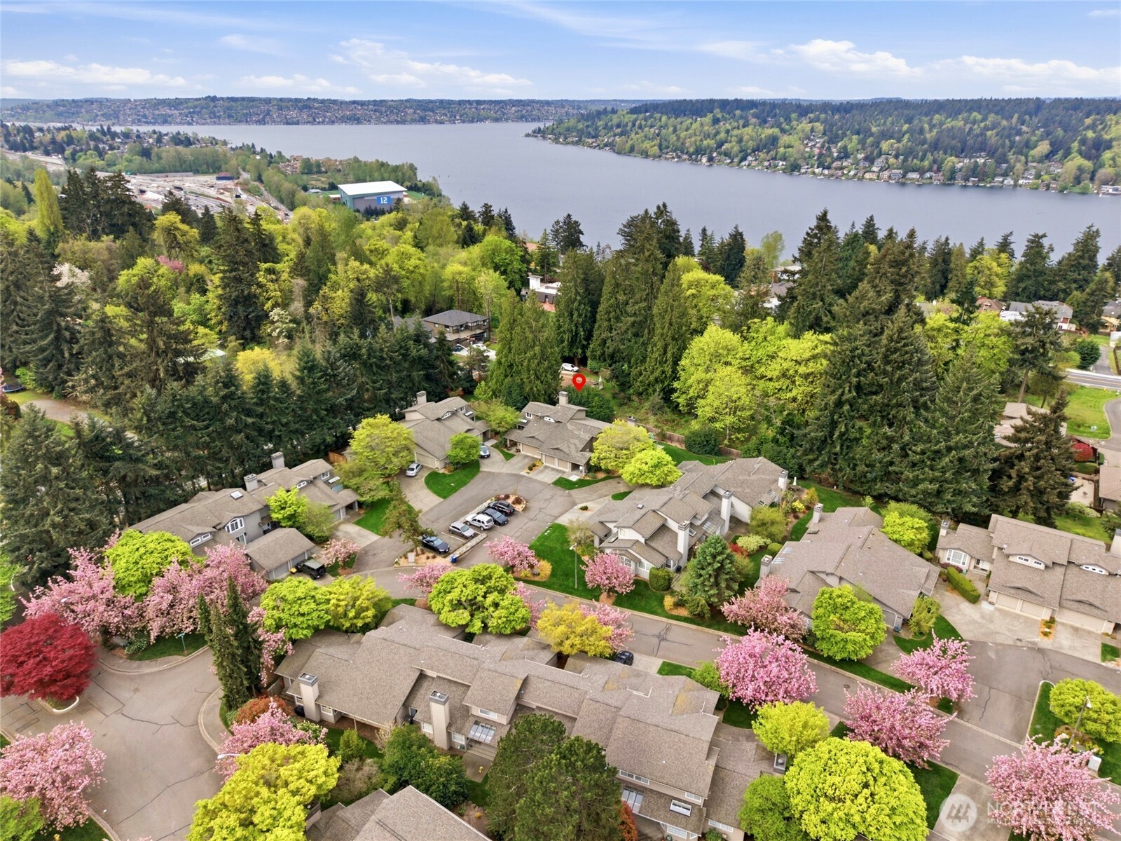 6713 113th Place SE, Bellevue, WA 98006