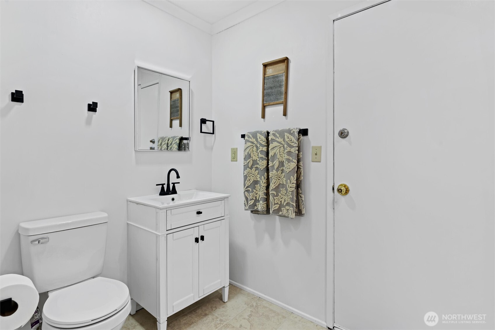 26132 19th Avenue S, Des Moines, WA 98198