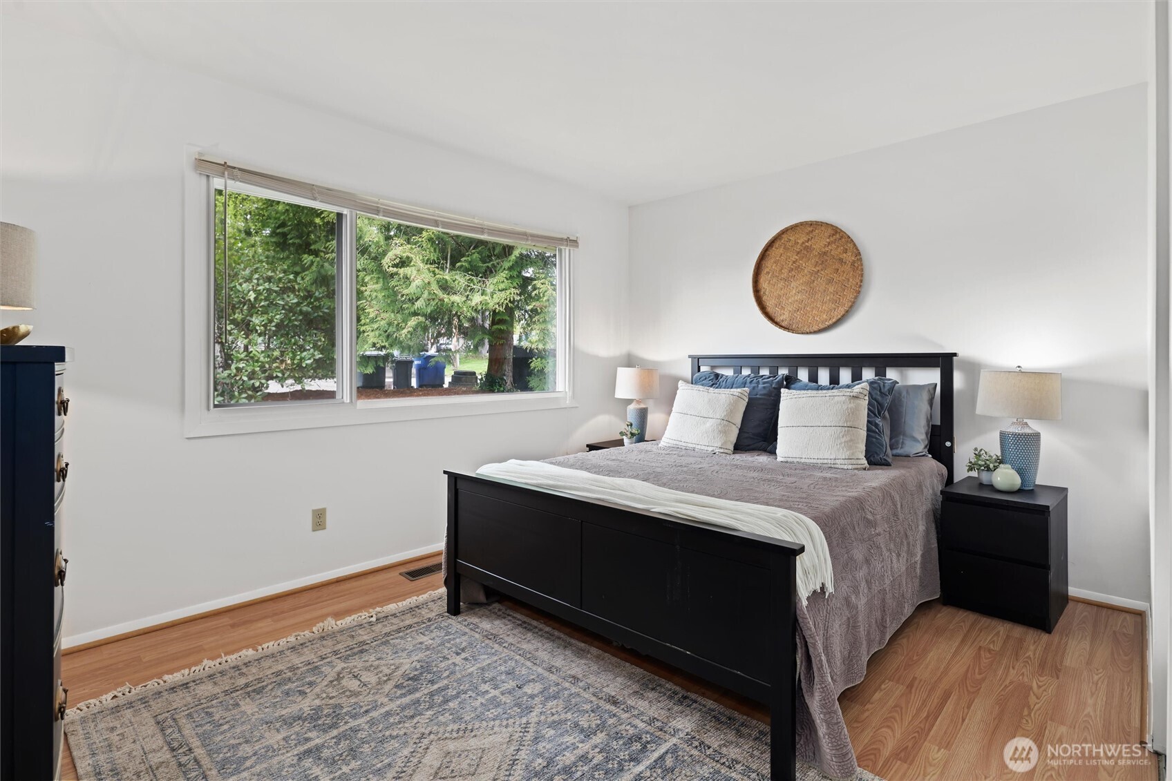 26132 19th Avenue S, Des Moines, WA 98198