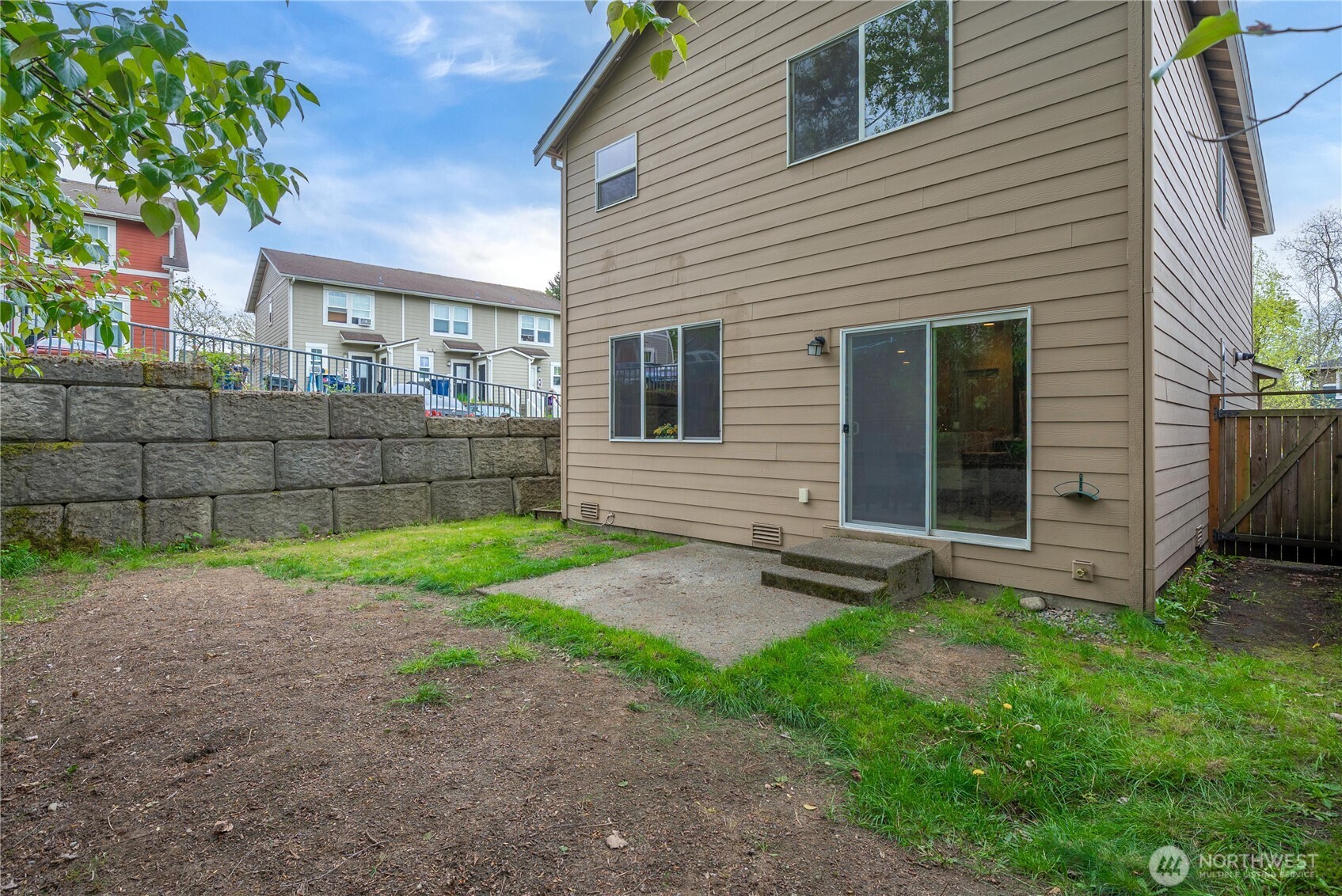 3961 E T Street , Tacoma, WA 98404