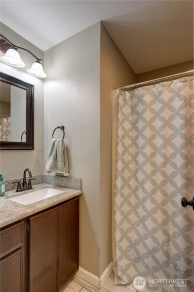 18005 Iris Place SW, Rochester, WA 98579 - Photo 11