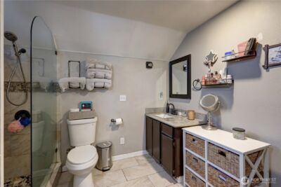 18005 Iris Place SW, Rochester, WA 98579 - Photo 14