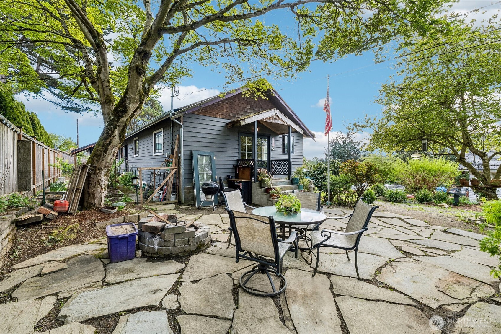 1241 SW Myrtle Street , Seattle, WA 98106-3999