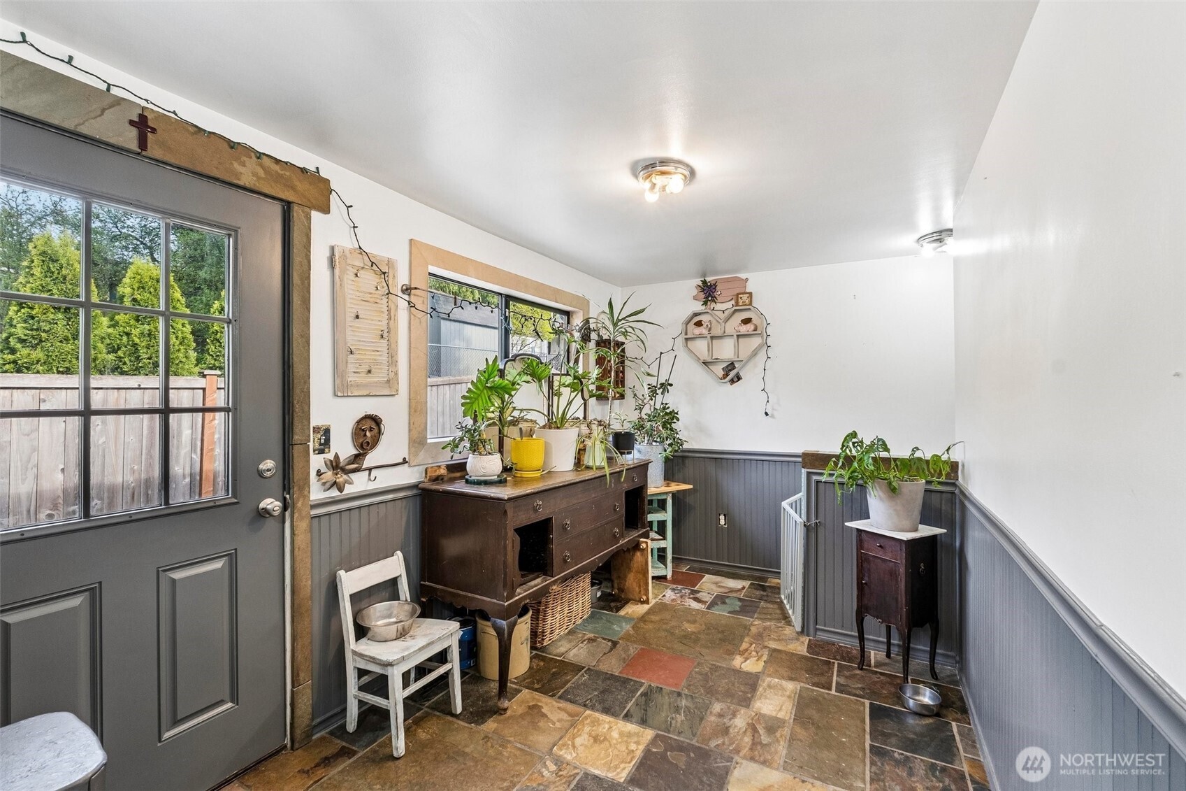 1241 SW Myrtle Street , Seattle, WA 98106-3999