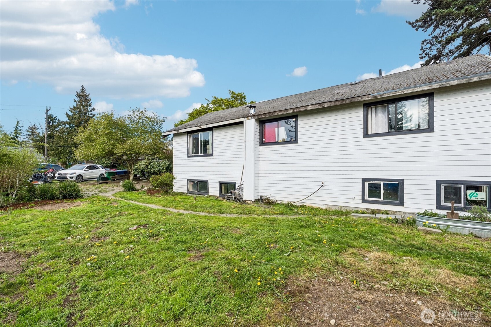 1241 SW Myrtle Street , Seattle, WA 98106-3999
