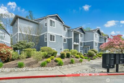 250 NW Dogwood Street #C201, Issaquah, WA 98027 - Photo 1