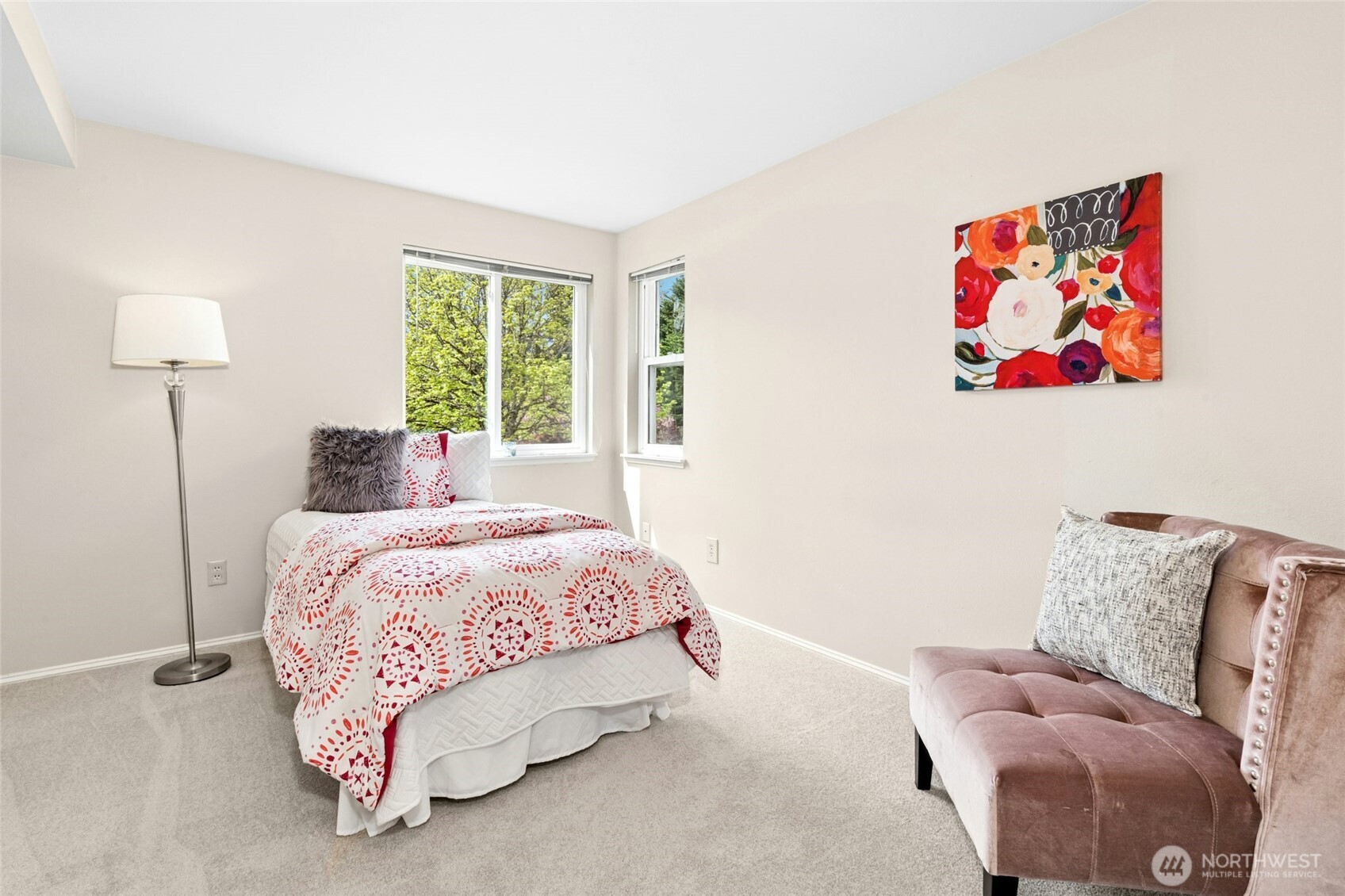 250 NW Dogwood Street #C201, Issaquah, WA 98027