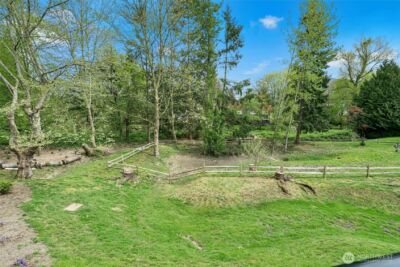 250 NW Dogwood Street #C201, Issaquah, WA 98027 - Photo 23